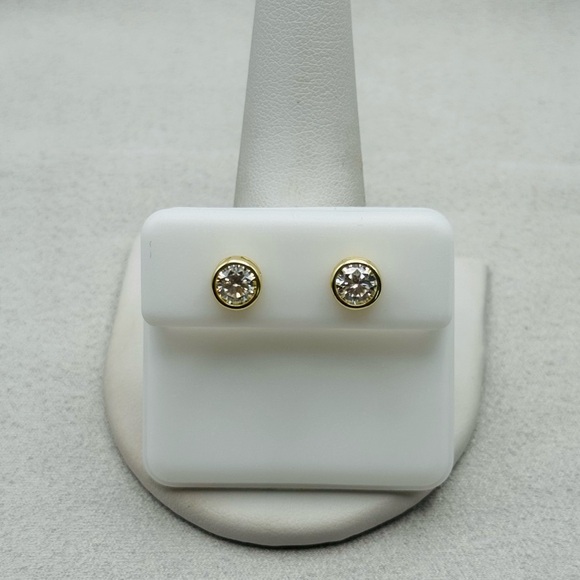 1 CT * 2 Moissanite Diamond Bezel Set Earrings
